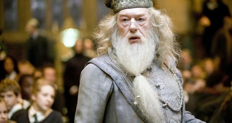 Michael Gambon als professor Dumbledore (Perkamentus) in Harry Potter